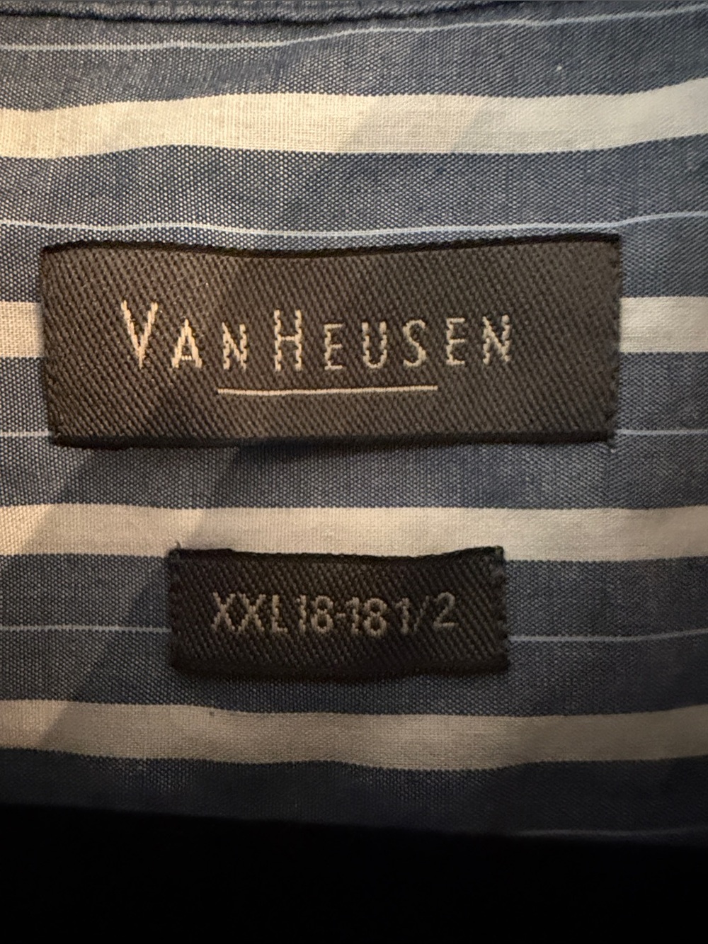 Van Heusen Blue and White Stripe Short-Sleeve ButtonDown Shirt XXL 181/2 blemish - Picture 2 of 6